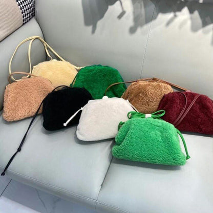 Fluffy Crossbody Shell Bag Plush Soft Shoulder Messenger Bag Handbag 25*16*10 CM