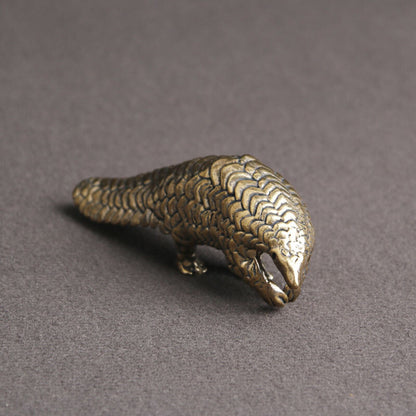 Brass Pangolin Table Top Ornament Animal Micro-Carved Tea Pet Decoration Antique