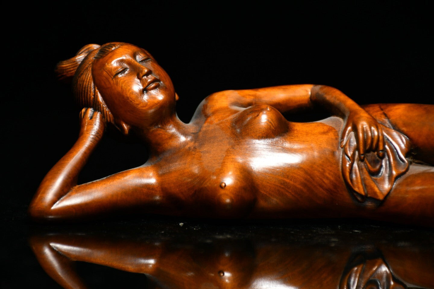 Chinese Antique Boxwood Carved Beautiful Woman Statue Sexy Sculpture Home Decor