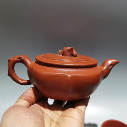 Chinese Yixing Zisha Clay Handmade Exquisite Teapot （寿桃套壶 低款：汪寅仙 )