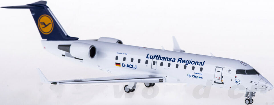1:200 NG Model Lufthansa Bombardier CRJ200 Passenger Airplane Diecast Model