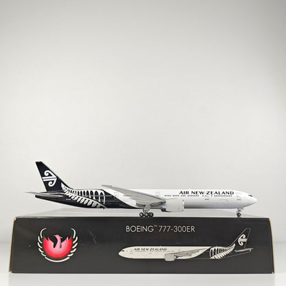 1:400 Phoenix Air New Zealand B777-300ER ZK-OKR Airplane Diecast Aircraft Model