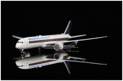 1:400 JC Wings SINGAPORE AIRLINES BOEING 787-10 Passenger Airplane Diecast Model