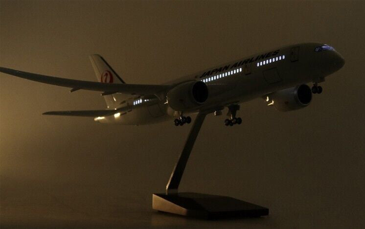 44CM JAPAN AIRLINES BOEING 787 Airplane Led Sound-controlled Light Resin Model