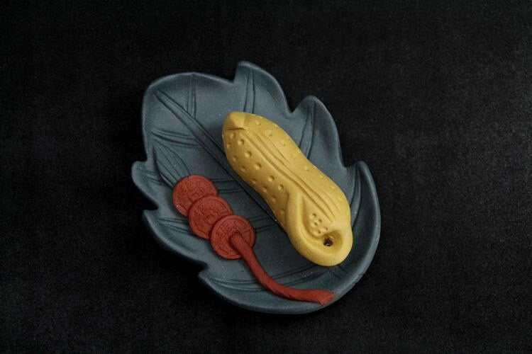 Handmade Tea Pet Wealth Bring Good Luck Peanut Coin Carved Leaf Design On Sales
