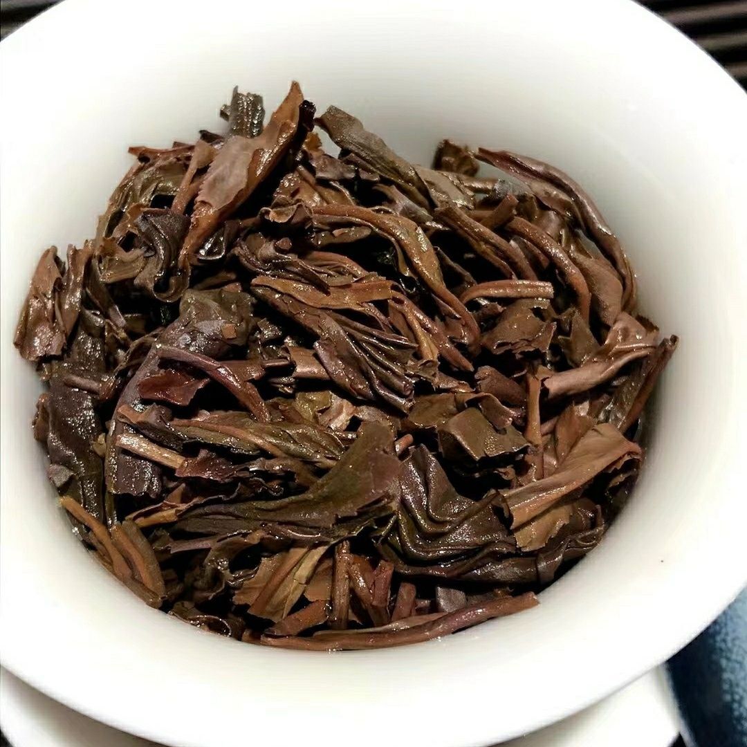 2004 Haiwan Yun Nan Wild Tea Aged Puer Cake Tea Puerh Raw Pu-erh Tea 357g Raw