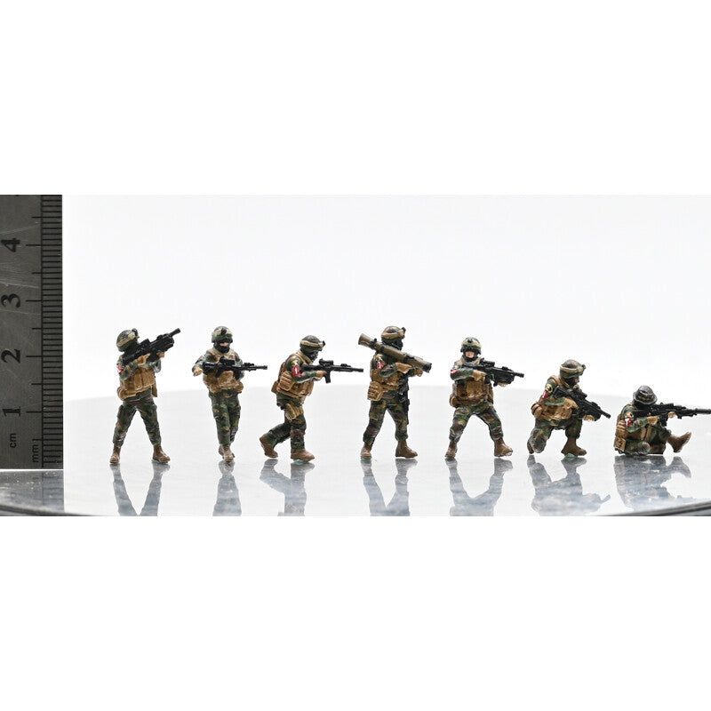 1/72 Modern American Soldier 7 Soldier Model