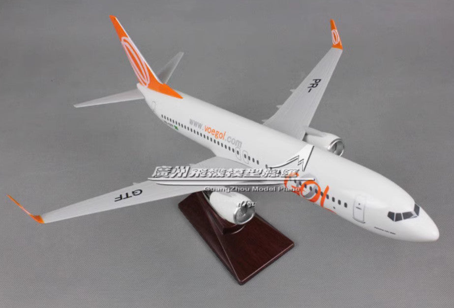 41CM GOL BOEING 737-800 PR-GTF Passenger Aeroplane Resin Aircrarft Plane Model