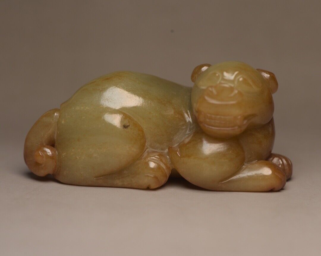 Old Chinese Natural Hetian Jade Carved Exquisite Beast Statue Sculpture Rare Art