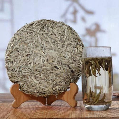 Chinese Fuding White Tea Silver Needle Bai Hao Yin Zhen Tea Cake 300g Big Leaf