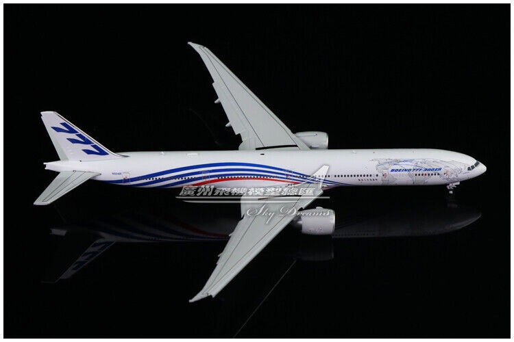 1:400 JC Wings BOEING 777-300ER Passenger Airplane Flap Down Diecast Plane Model