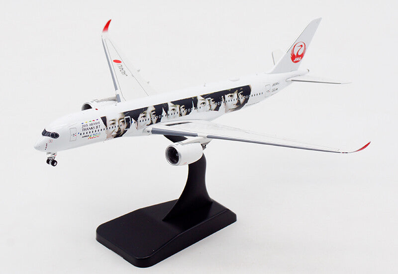 1:400 Aviation JAPAN AIRLINES AIRBUS A350-900 Passenger Airplane Diecast Model