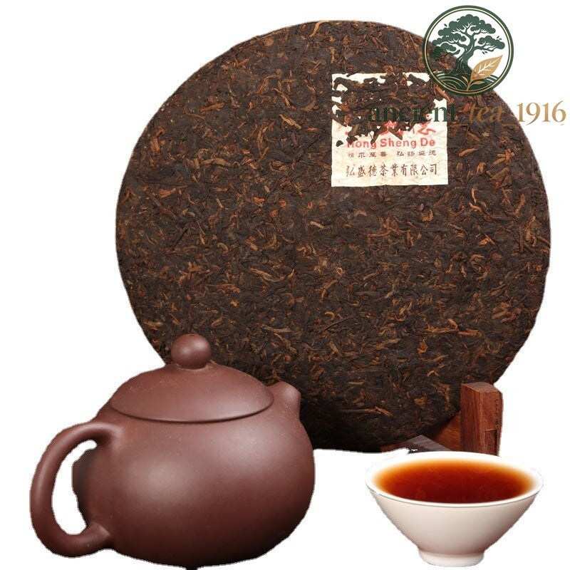 Pu'er Ripe Old Banzhang Menghai Tea Cake 357g