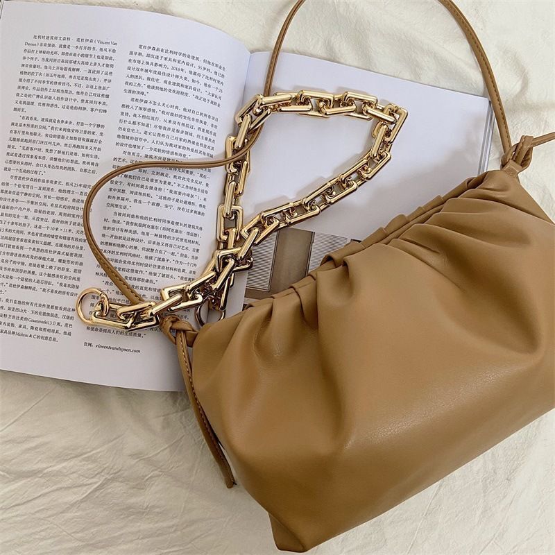 Retro Dumplings Messenger Bag Chain Fashion Cloud Crossbody Shoulder Bag Handbag