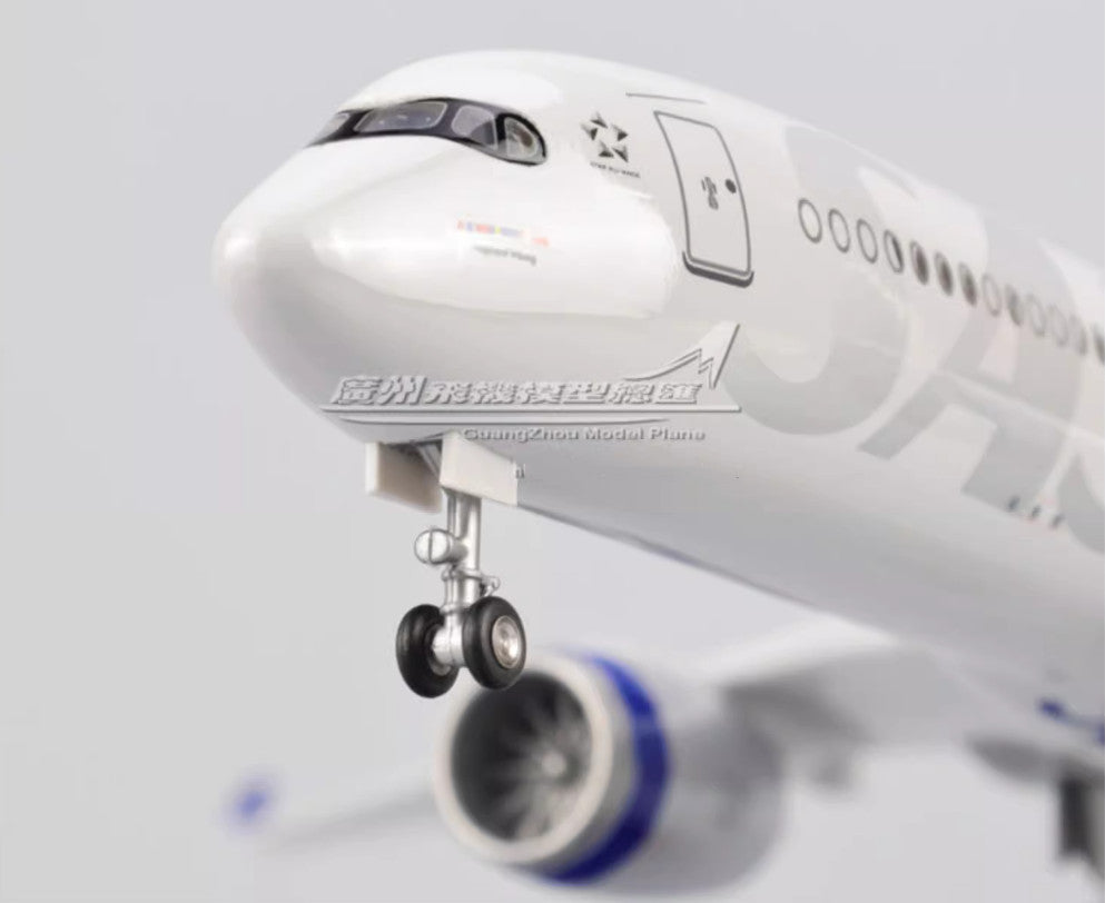 47CM 1:142 SAS Scandinavian AIRBUS A350 Airplane Landing Gear Resin Plane Model