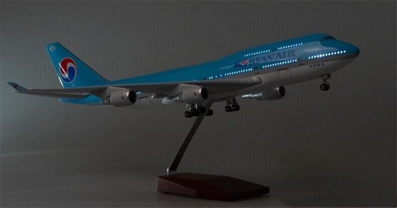 1:150 47CM KOREAN AIR B747-400 Plane Led Sound- controlled Light Resin Model