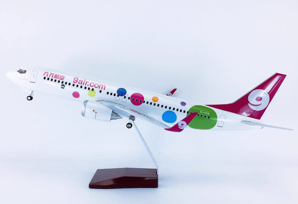 1:85 47CM 9air BOEING 737 MAX Passenger Airplane Landing gear Resin Plane Model