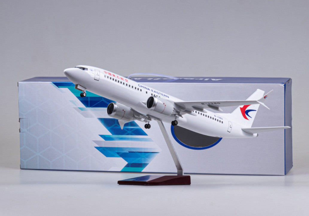 1:85 47CM China Eastern BOEING 737 MAX Passenger Plane Landing gear Resin Model