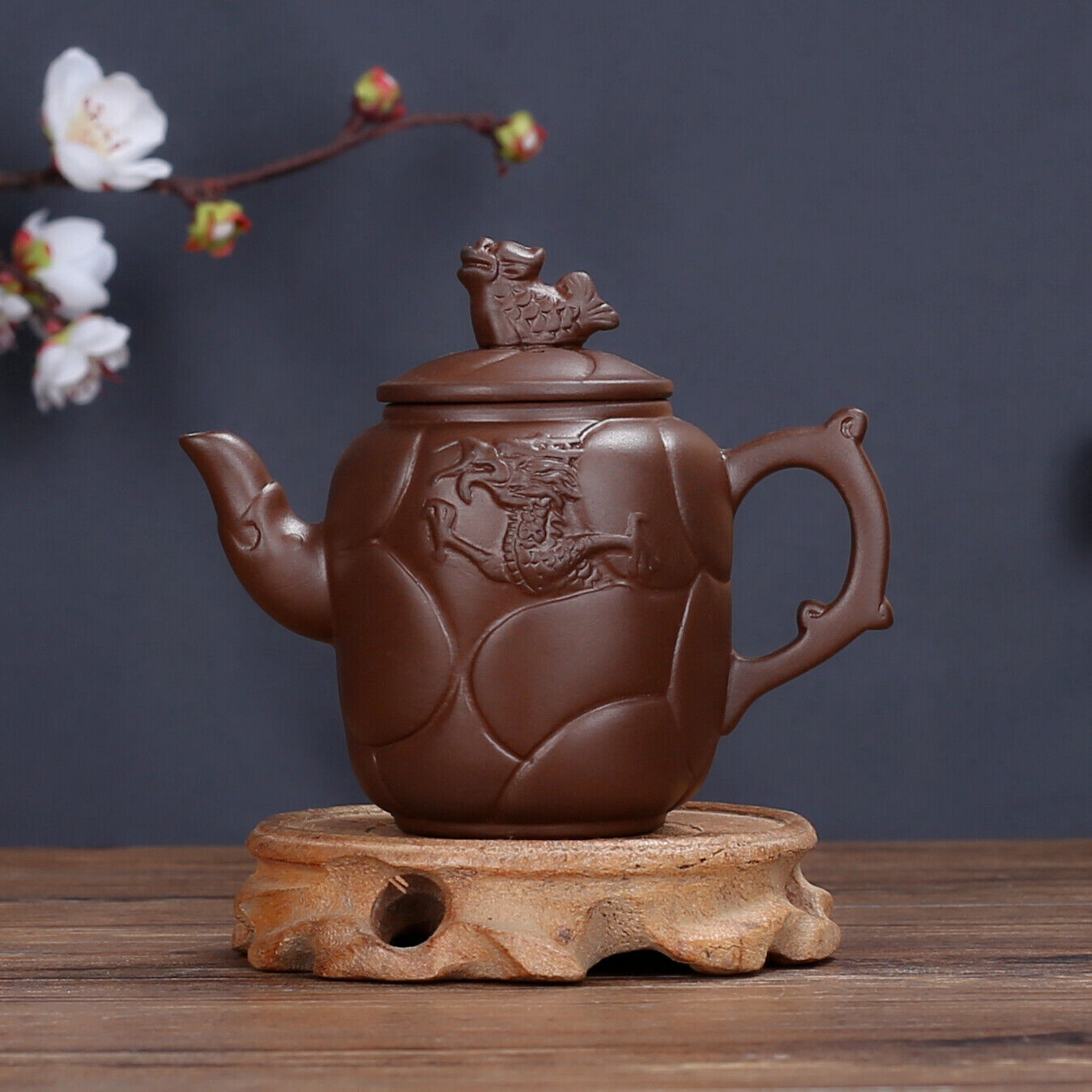 Yixing Zisha Clay Pottery Tea Pot Teapot Hand Carved Dragon Loong Animal Statue