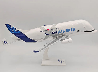 1:200 32CM YRD AIRBUS Beluga XL Airplane Ling Gear ABS Plastic Aircraft Model