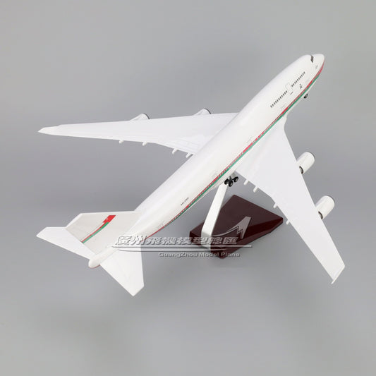 47CM 1:150 Royal Flight of Oman BOEING 747-400 Plane Landing Gear Resin Model