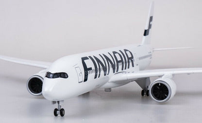 47CM 1:140 FINNAIR AIRBUS A350 Passenger Airplane Landing Gear Resin Plane Model