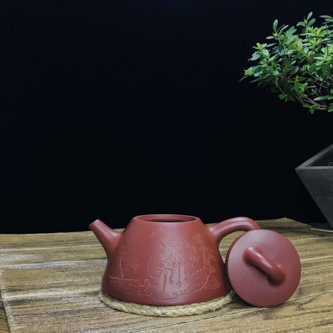 Chinese Yixing Zisha Clay Handmade Exquisite Teapot （霸王石瓢 底款：曼晞陶艺（顾景舟））