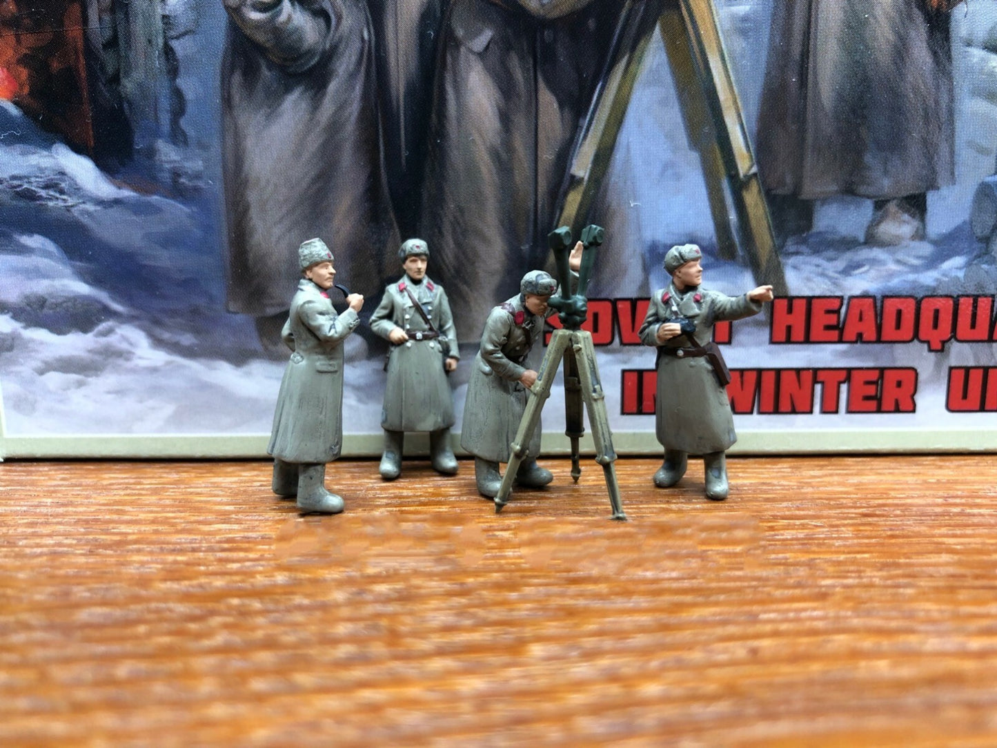 1/72 WWII Soviet Headquarters Soldiers in Winter Uniform handPainted *6231