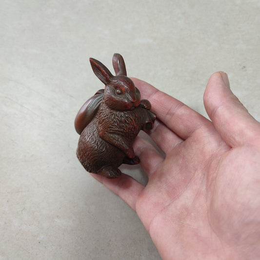 Wooden Carving Nice Little Rabbit Purse Statue Lovely Woodwork Special Xmas Gift