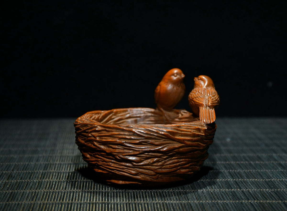 Chinese Antique Boxwood Carved Exquisite Bird's Nest Statue Collection Gift Art