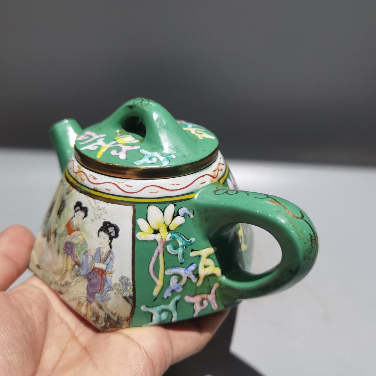 China Yixing Zisha Clay Handmade Exquisite Kung Fu Tea Set Teapot 描金彩绘壶 底款：金鼎商标