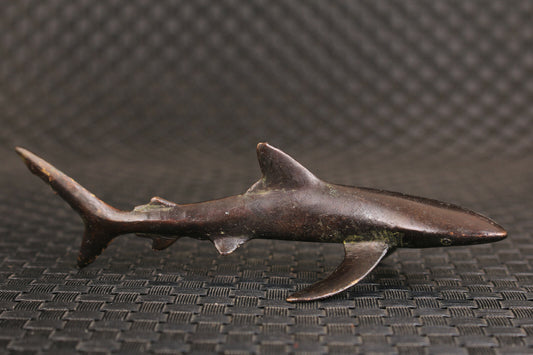 Chinese bronze hand cast shark statue figure ornament netsuke tea pet