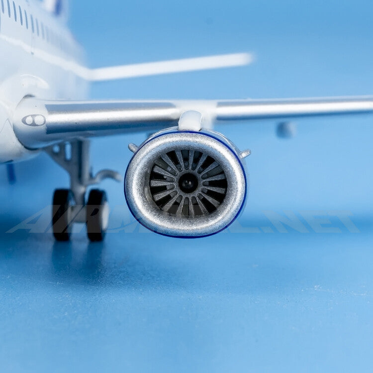 1:200 JC Wings Scandinavian Airlines ERJ-190-200LR Airplane Diecast Model