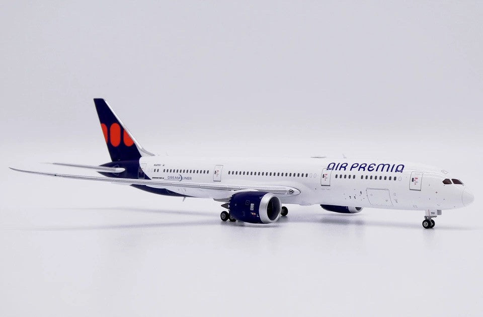 1:400 JC Wings Air Premia Boeing 787-9 Passenger Airplane Diecast Plane Model