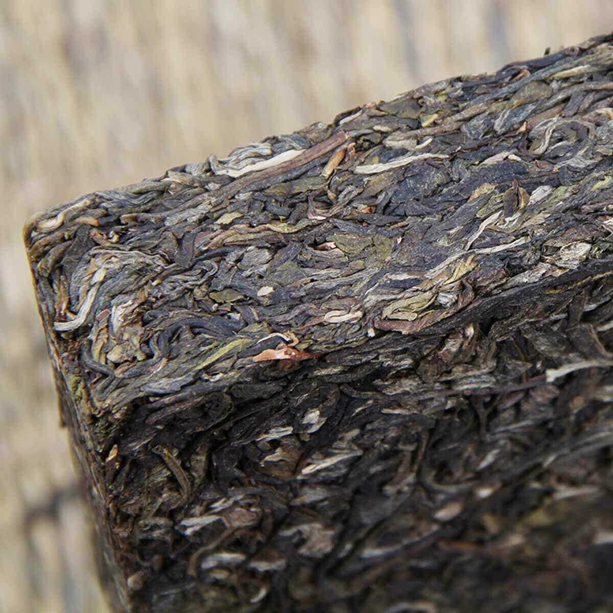 1000g Chinese High Quality Sheng Pu-erh Brick Green Food Cha Puer Old Tree Tea