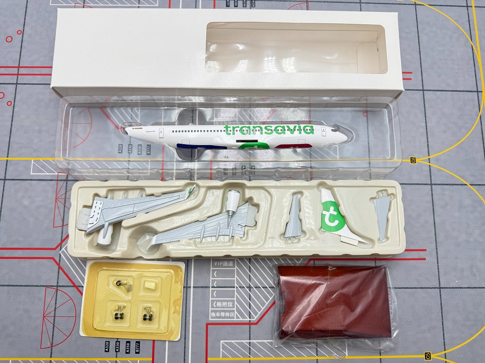 1:200 Hogan Transavia Boeing 737-800 Passenger Aircraft ABS Plastic Plane Model