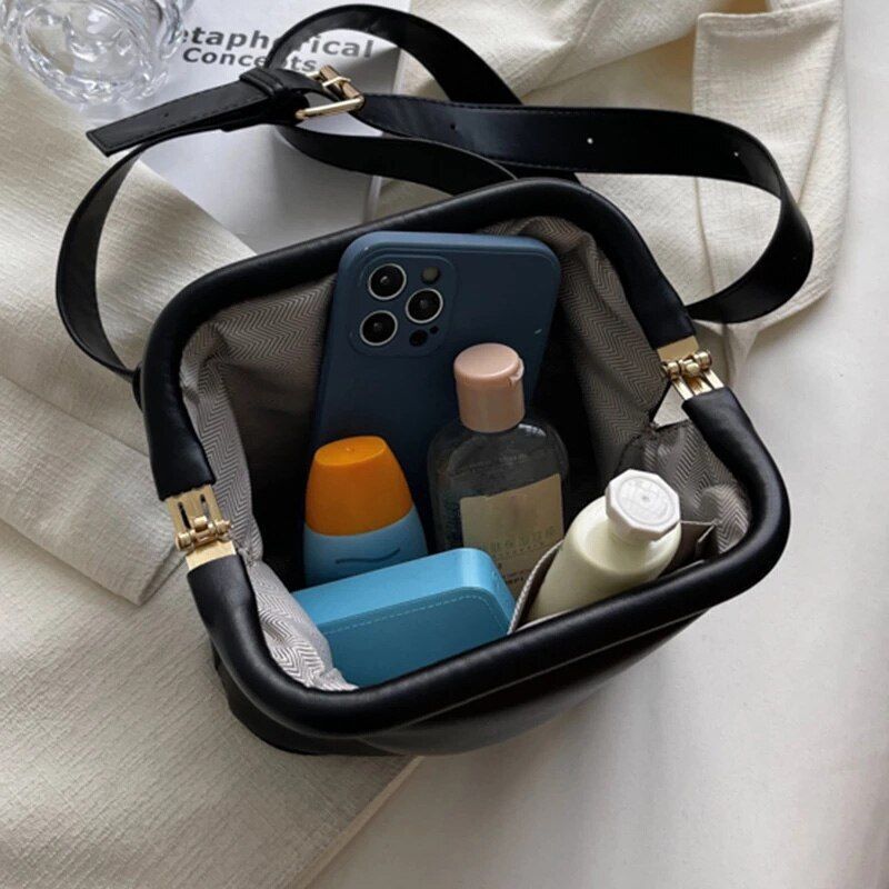 Shoulder Bag Synthetic Leather Crossbody Purse Handbag Black Tote 19*14*8.5 CM