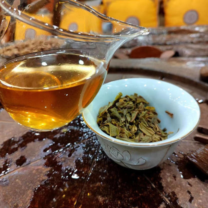 Burmese Puerh Gold Leaf Raw Tea 357g original taste high-end pure material