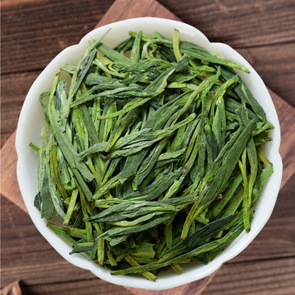 100g 2025 New Tea Longjing Canned Mellow Fresh and Refreshing Spring Tea