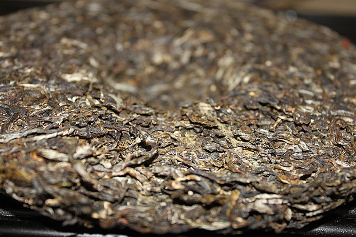 357g High Quality Yunnan Pu'er Raw Tea Healthy Drink