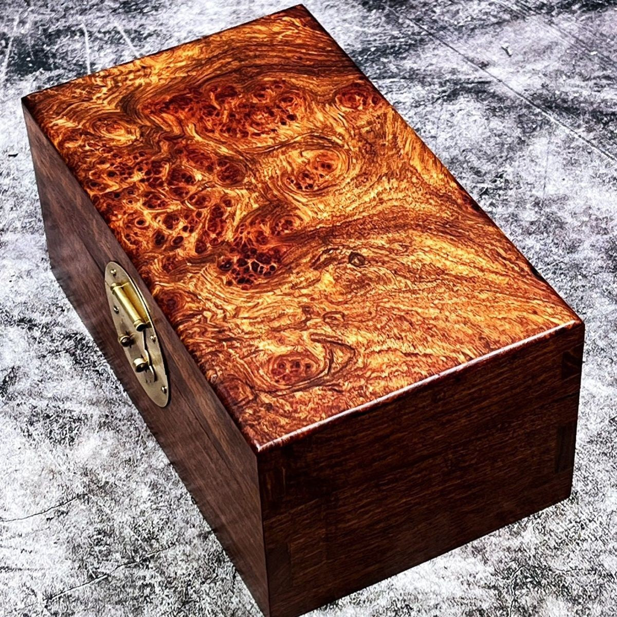 Huanghuali Wood Jewelry Box 15×9×8cm Natural Grain Storage Case