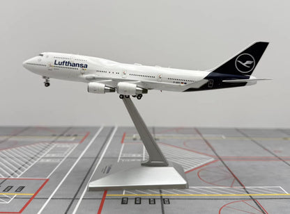 1:400 YY Wings Lufthansa BOEING 747-400 Passenger Aircraft Diecast Plane Model