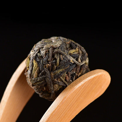 Top-Grade Dragon Ball Pu'er Tea Big Tree Pu-Erh Raw Tea Canned Green Tea 250g