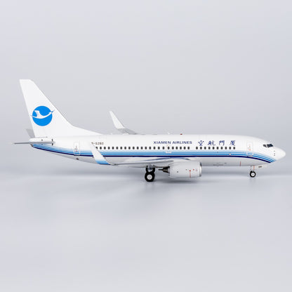 1:200 XiamenAir CCP XiamenAir Boeing 737-700 Passenger Diecast Airplane Model