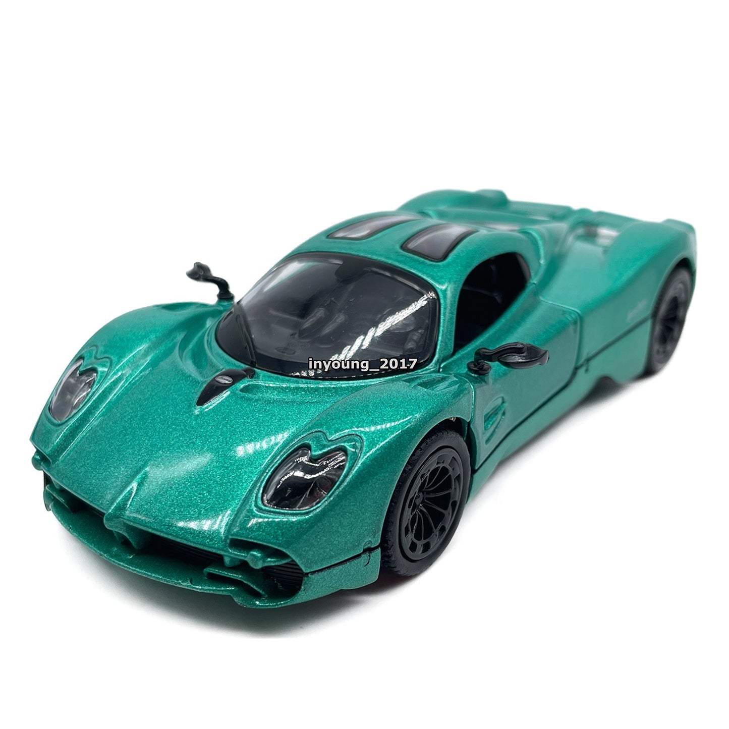1/36 Pagani Utopia Model Car Metal Diecast Toy Vehicle Toys for Boys Kids Gifts