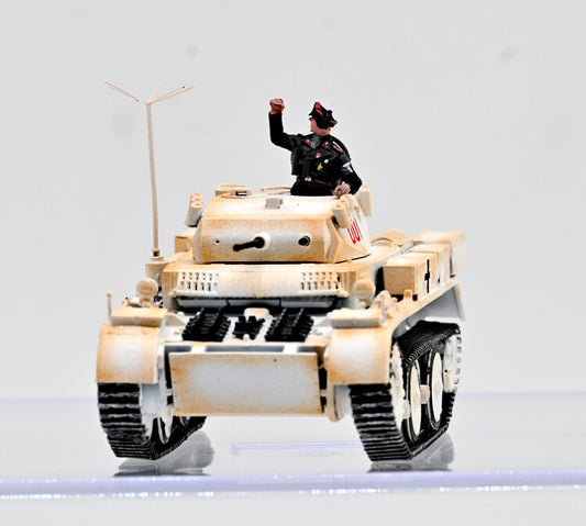 1/72 German Tank No. 2 Bobcat Reconnaissance Tank Winter Paint Model