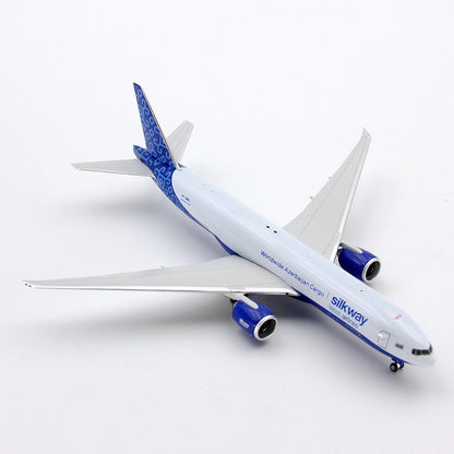 1:400 Phoenix Starlux Airlines B777-200LRF VP-BMG Diecast Aircraft Plane Model