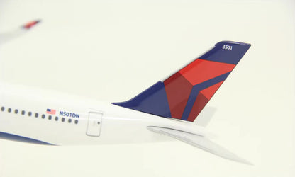 1:200 33CM RISESOON DELTA AIRBUS A350-900 Passenger Airplane ABS Plastic Model