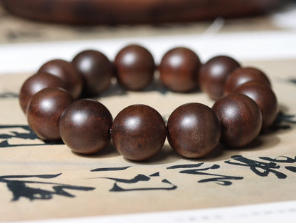 18mm Chinese Natural Eaglewood Handmade Exquisite Bracelets 31308
