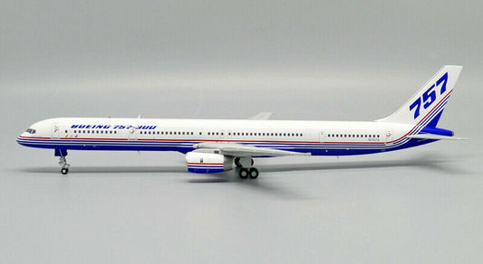1:200 28CM JC Wings BOEING 757-300 Passenger Airplane Diecast Aircraft Model